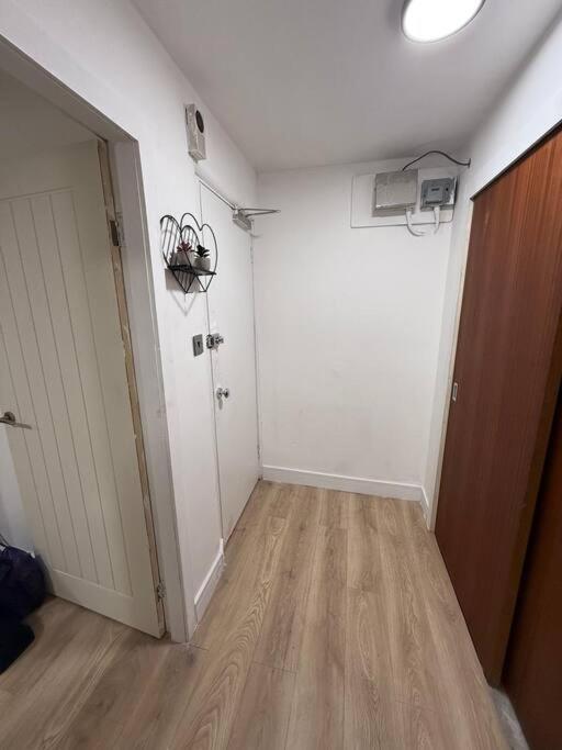 Modern 1 Bedroom - 5 Min Walk From Princess Street Eb1 EDI Kültér fotó